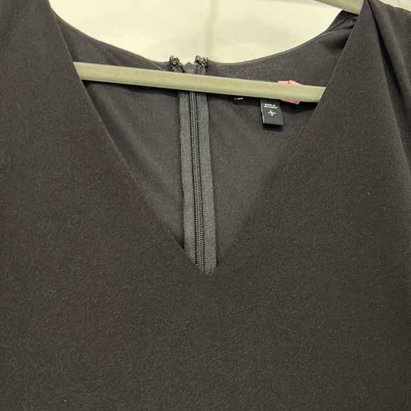 Express Puff Sleeve Dress - Picture 2 of 8